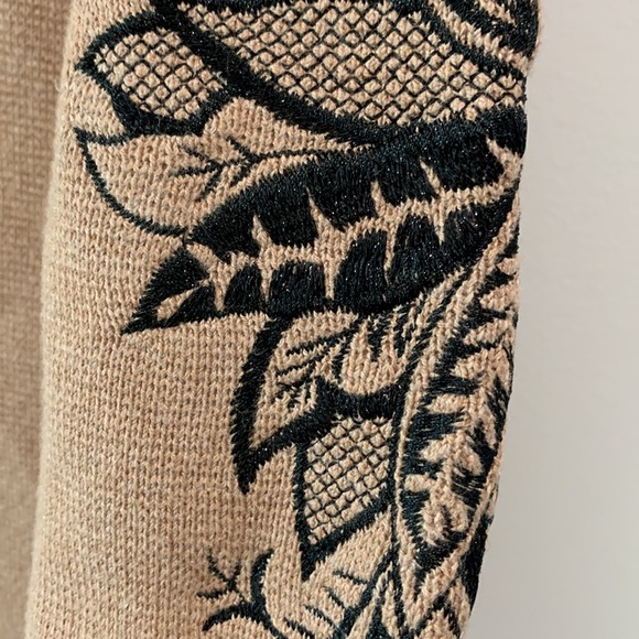 Chicos - tan/black embroidered sweater coat - Picture 10 of 13